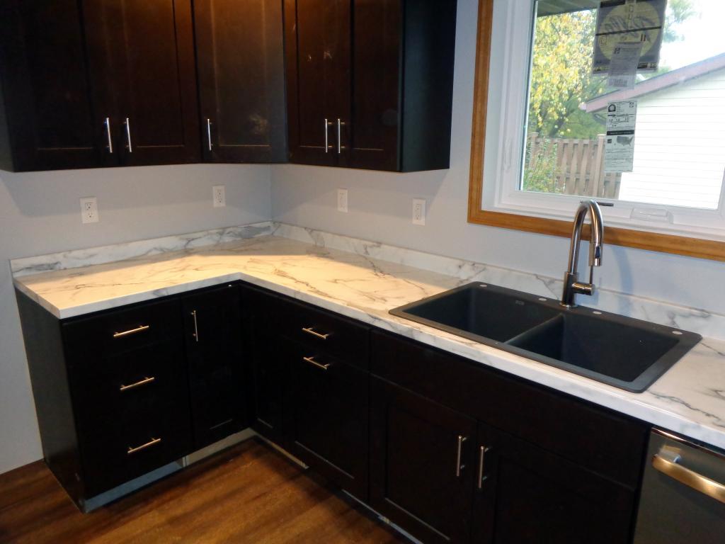 Calacatta Marble (Formica) - Ora Edge with Std 3" Backsplash