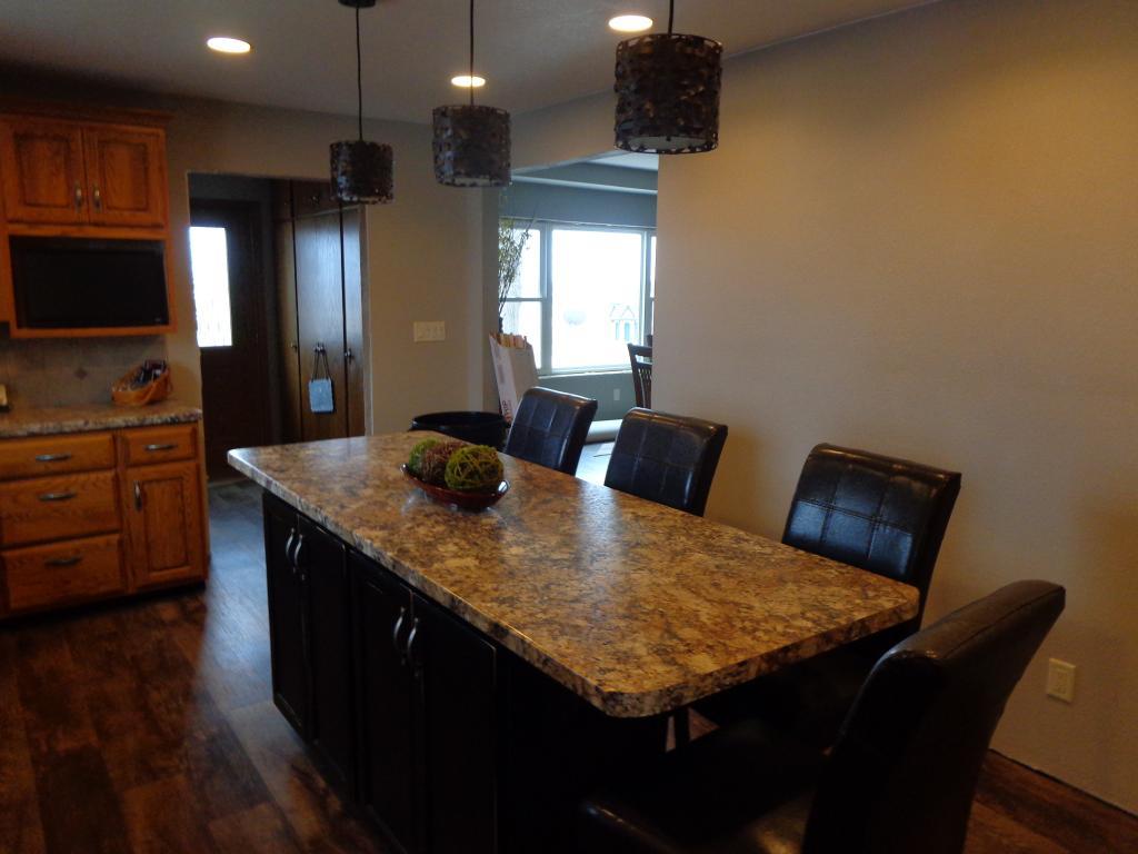 Winter Carnival (Wilsonart) - Ora Edge Island