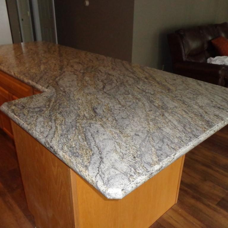 Granito Amarelo (Wilsonart) - Concord Edge Moulding