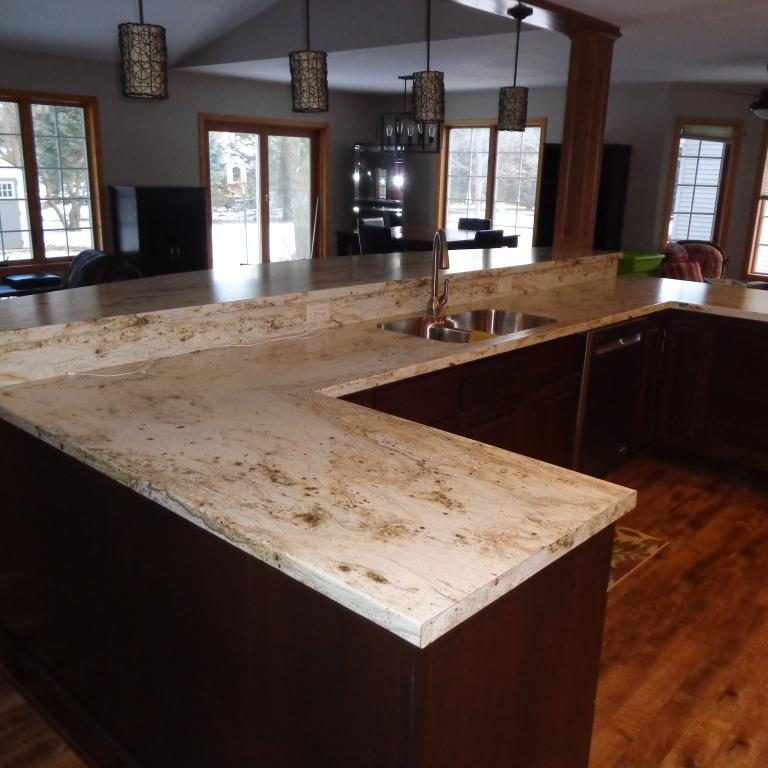 River Gold (Formica) - Ora Edge