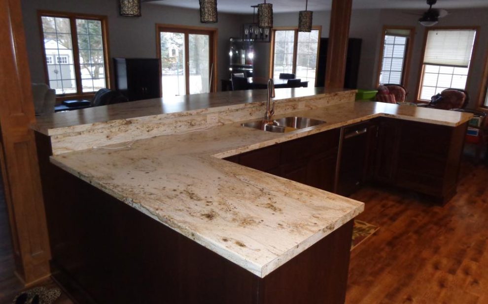 River Gold (Formica) - Ora Edge