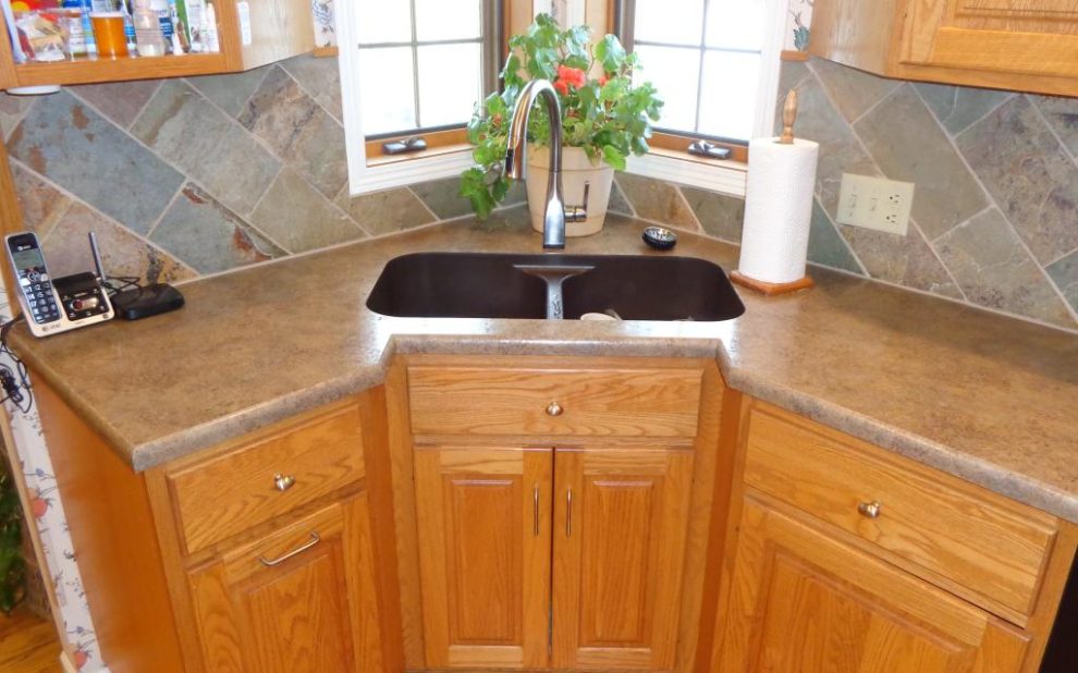 Concord Edge Moulding - Seamless Sink Corner